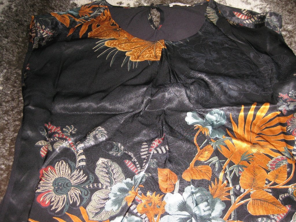 Nieuwe  Belloya Top, maat: 46., Zwart, Maat 46/48 (XL) of groter, Nieuw, Ophalen of Verzenden