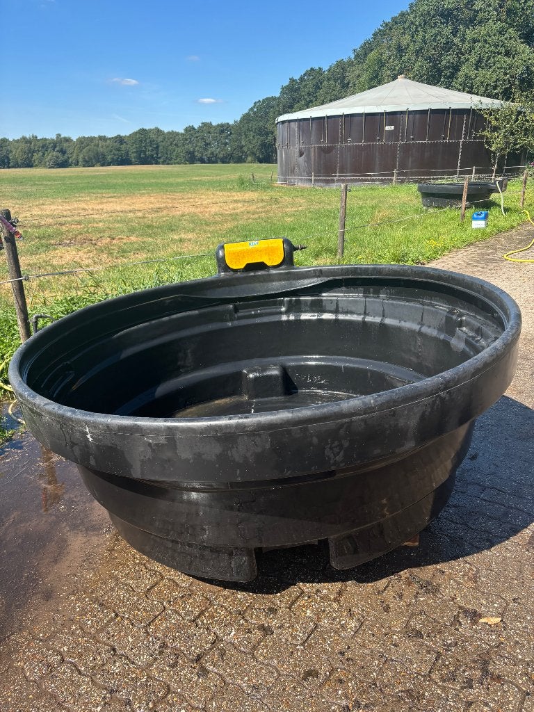 Weide drinkbak, Weidegang