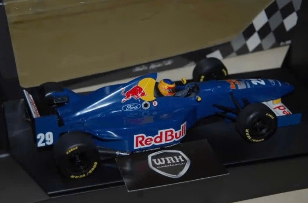 1:18 F1 SAUBER C14 WENDLINGER RED BULL Minichamps WRH, Verzenden, Zo goed als nieuw, Auto, MiniChamps