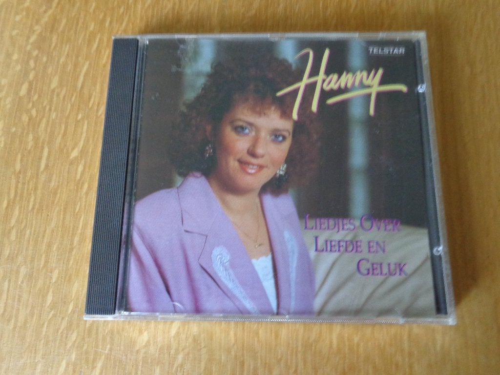 Hanny Liedjes over liefde en geluk, Ophalen of Verzenden, Zo goed als nieuw, Levenslied of Smartlap