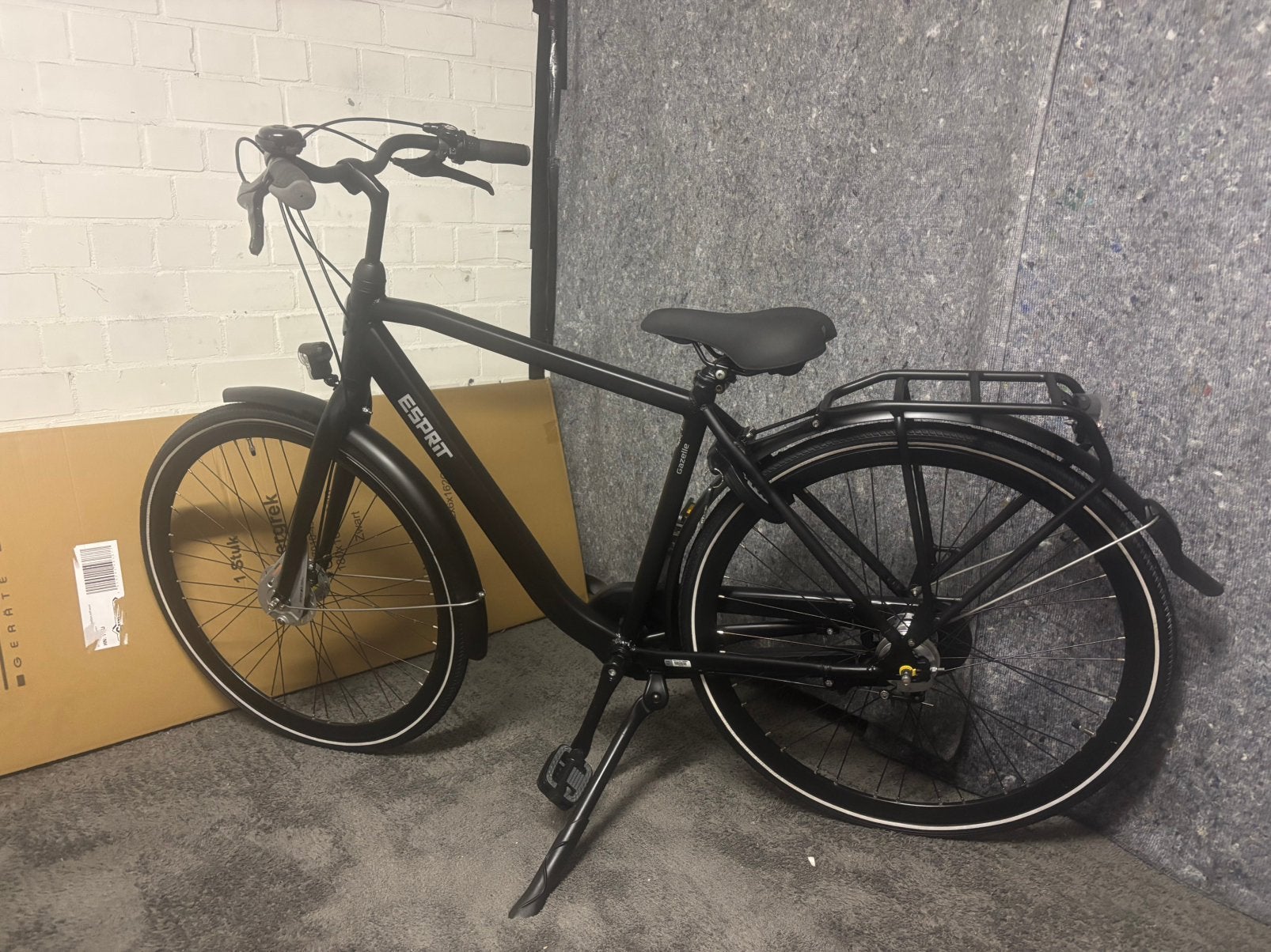 Gazelle esprit 28 inch frammaat 49, Zo goed als nieuw, Handrem, Trommelrem, Ophalen