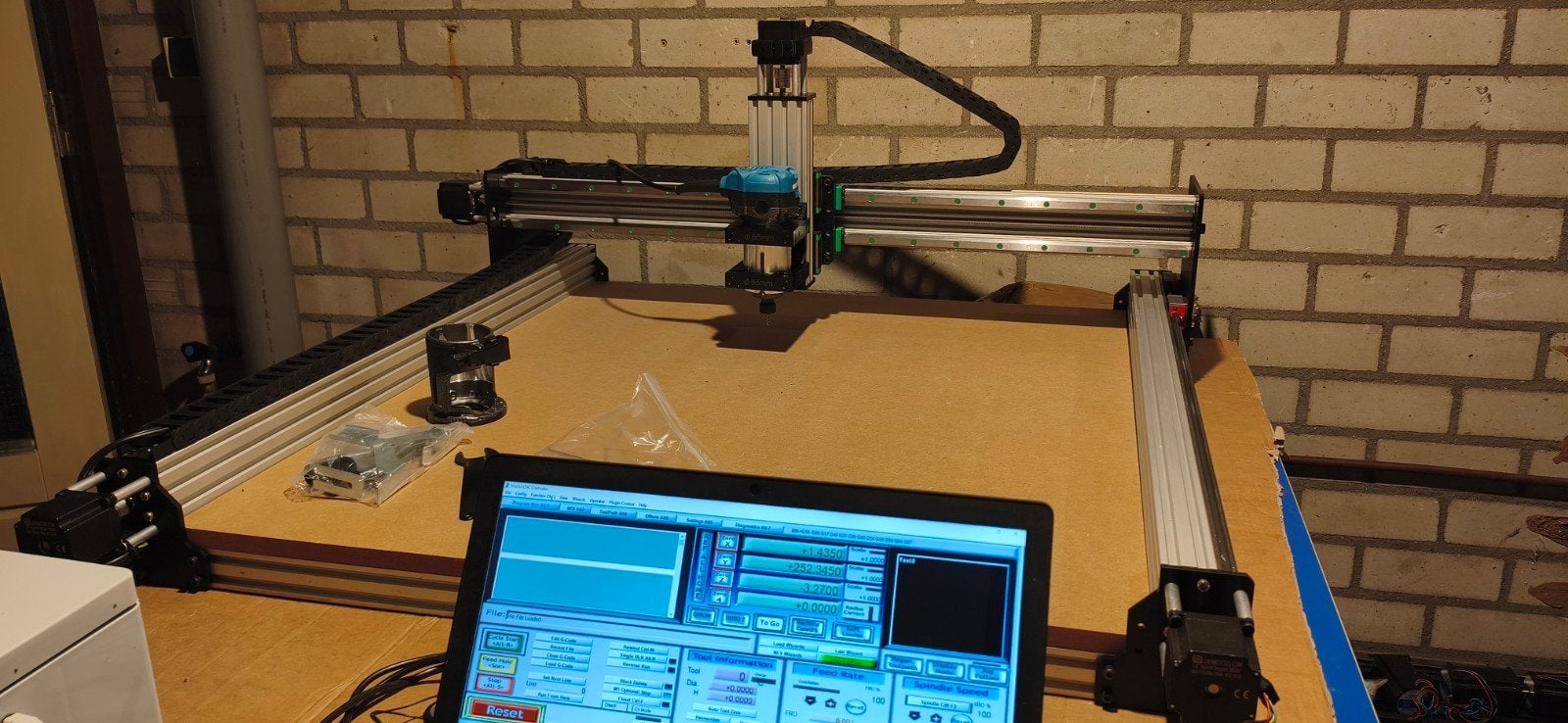 CNC freesmachine, Ophalen, Nieuw, Elektrisch, Overige soorten