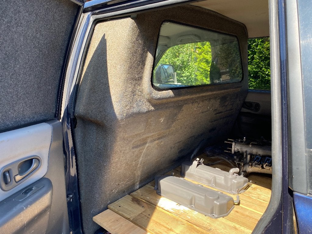 Tussenwand grijs kenteken Mitsubishi Pajero Sport, Ophalen, Gebruikt, Mitsubishi