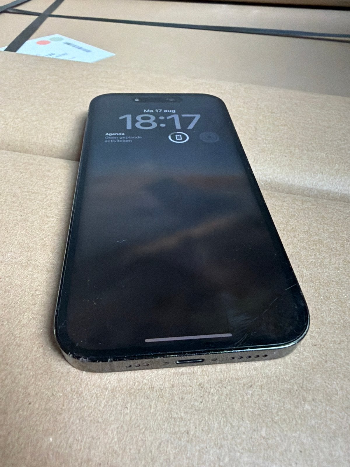 iPhone 14 Pro - Gebruikt, Achterkant beschadigd, Ophalen, Zwart, Zonder simlock, Zonder abonnement