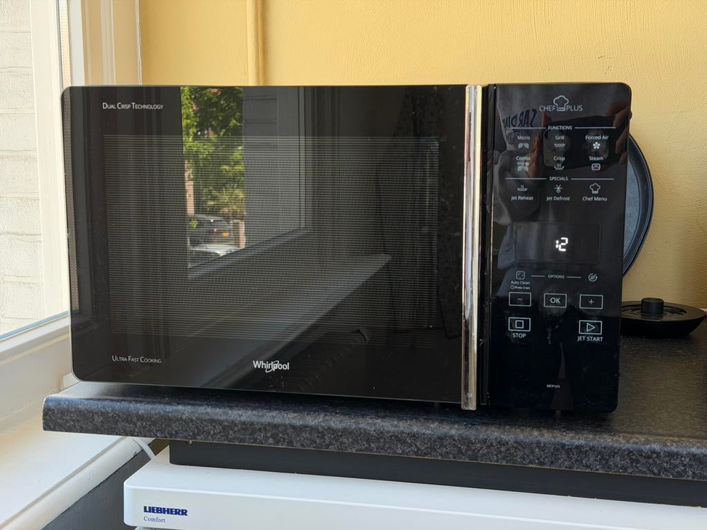 Whirlpool MCP 349 BL vrijstaande combimagnetron 25L zwart, Ophalen, Zo goed als nieuw, Hete lucht, Draaiplateau
