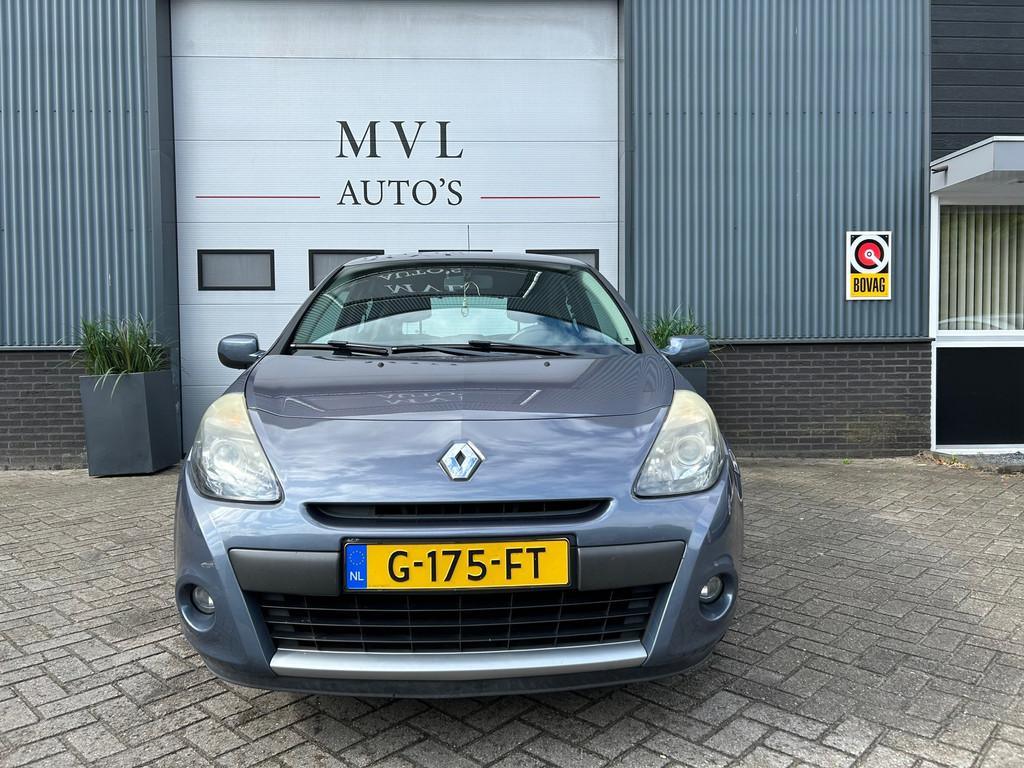 Renault Clio 1.2 Sélection Business / nieuwe apk, Voorwielaandrijving, 535 kg, Gebruikt, 4 cilinders