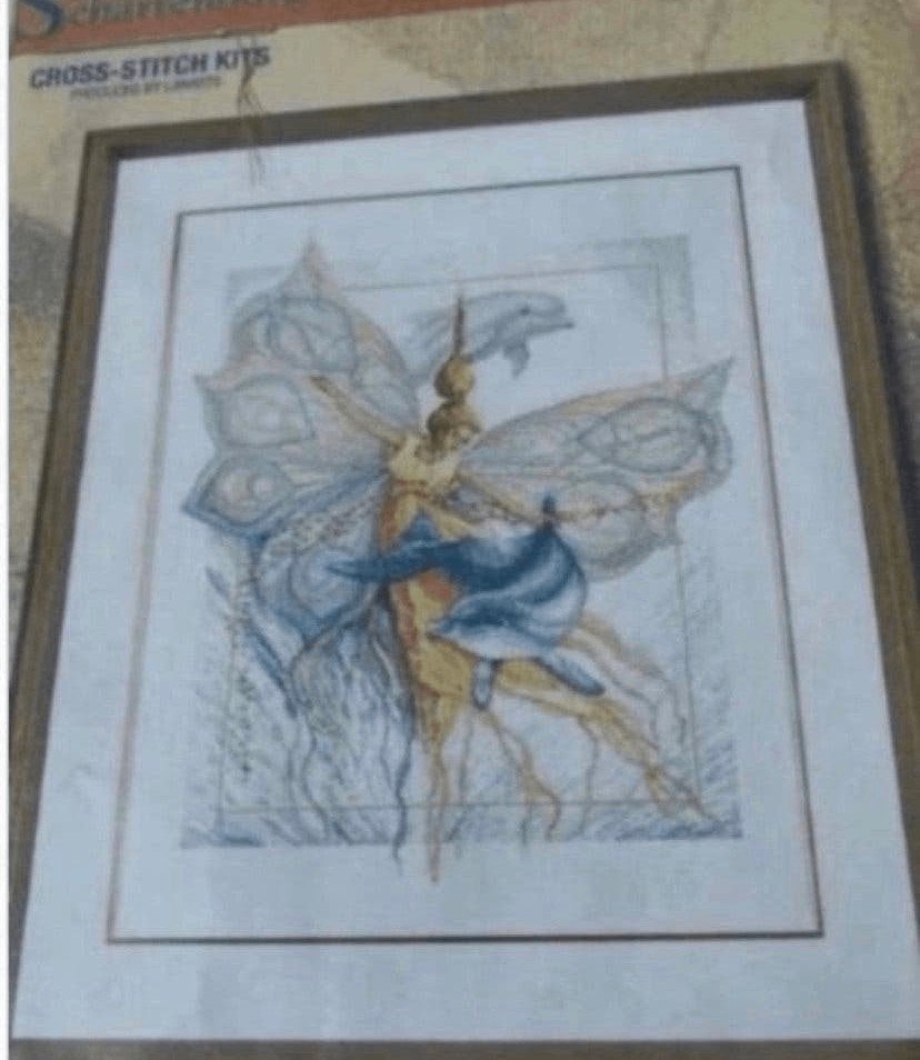 BORDUURPAKKET MARIA V SCHARRENBURG DANCING WITH DOLPHINS, Verzenden, Nieuw, Handborduren, Borduurpakket