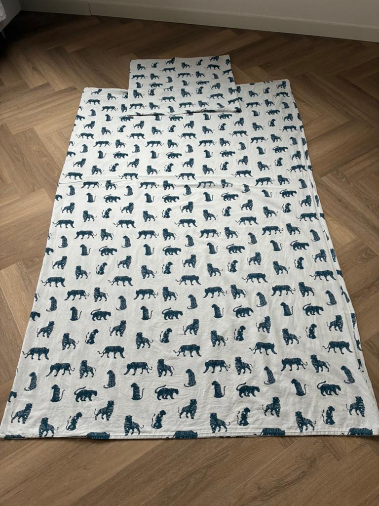 Dekbedovertrek 1 pers. 140 x 200/220 cm, Ophalen of Verzenden, Zo goed als nieuw, Jongetje of Meisje, Dekbedovertrek