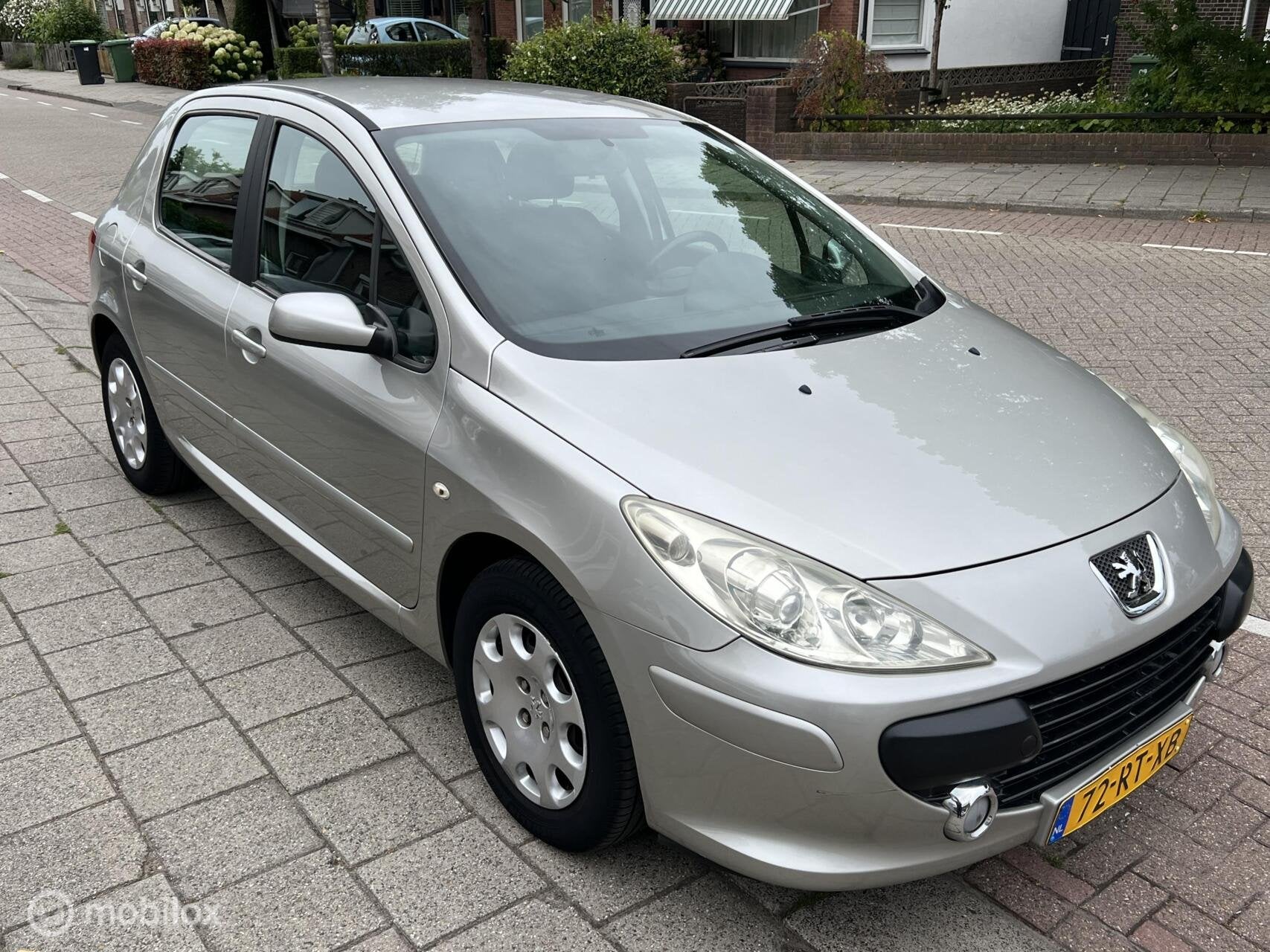 Peugeot 307 1.6-16V XS, nwe distri., Voorwielaandrijving, Gebruikt, 4 cilinders, 635 kg