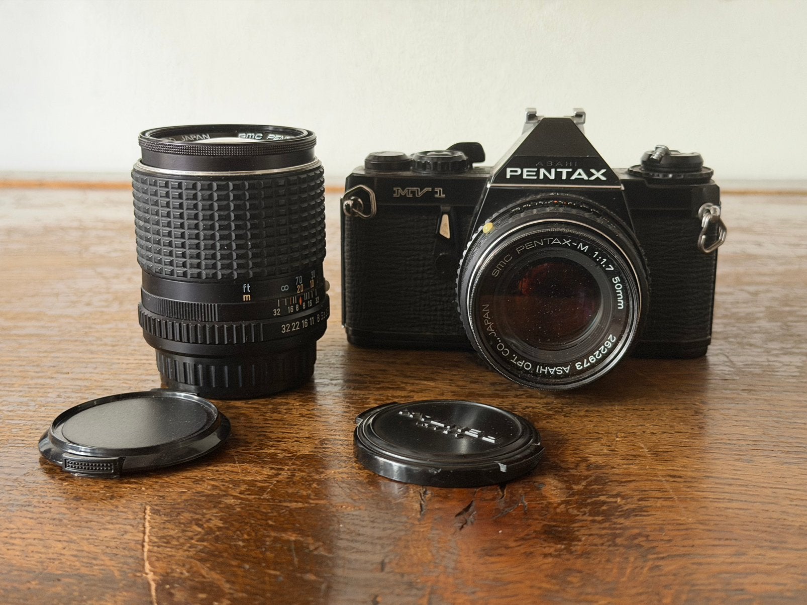 Pentax MV1 met M 1.7 50 mm met een M 3.5 135 mm, Ophalen of Verzenden, Spiegelreflex, Pentax