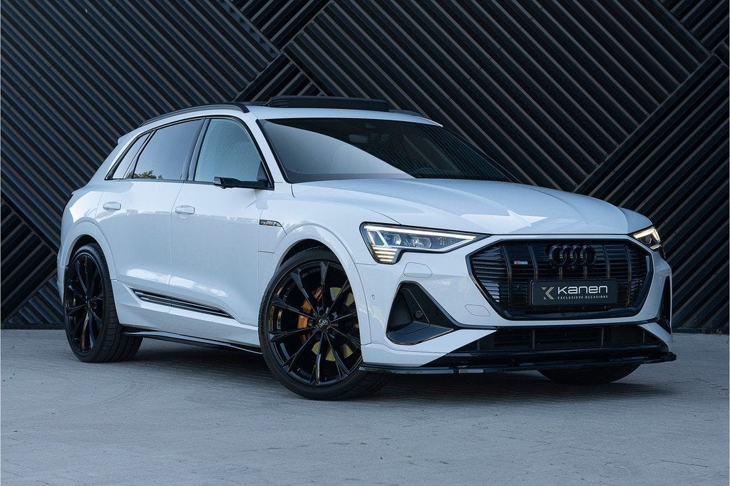 Audi e-tron 50 Quattro S-line Panodak S stoelen Luchtv. ACC, Automaat, 12 maanden, Zwart, Wit