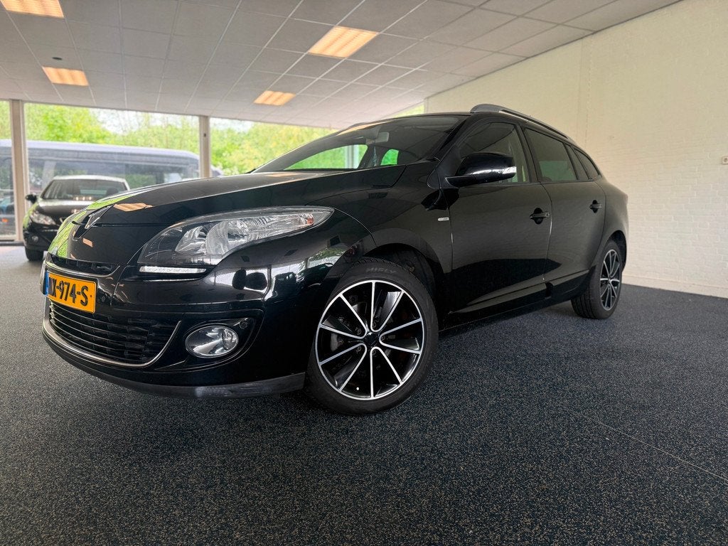 Renault Mégane Estate 1.4 TCe Bose | Nieuwe APK | Navi | PD, Auto's, Renault, Voorwielaandrijving, Euro 5, Gebruikt, 4 cilinders