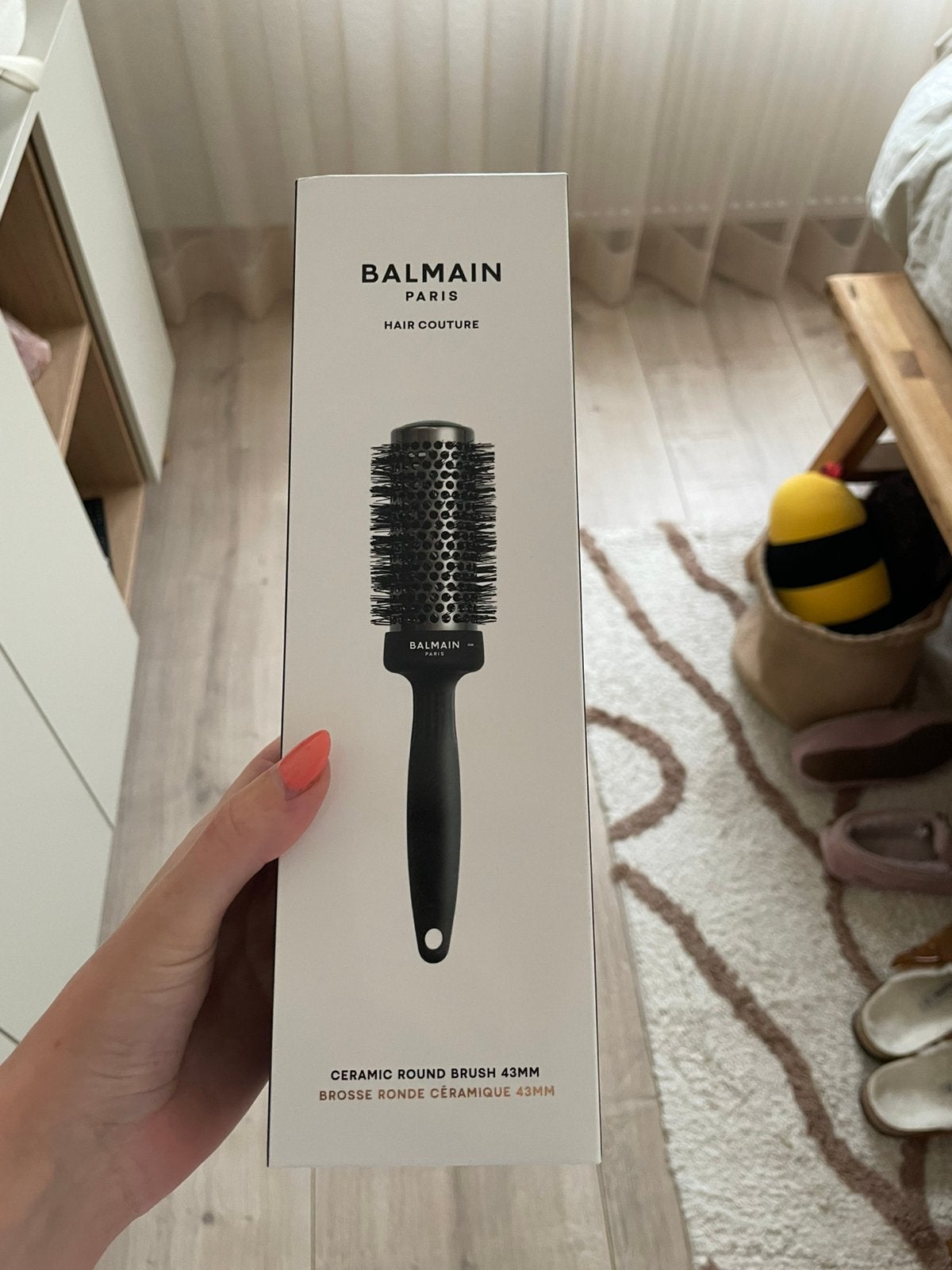Balmain ceramic round brush 43mm, Sieraden, Tassen en Uiterlijk, Uiterlijk | Haarverzorging, Ophalen of Verzenden, Nieuw, Kam of Borstel