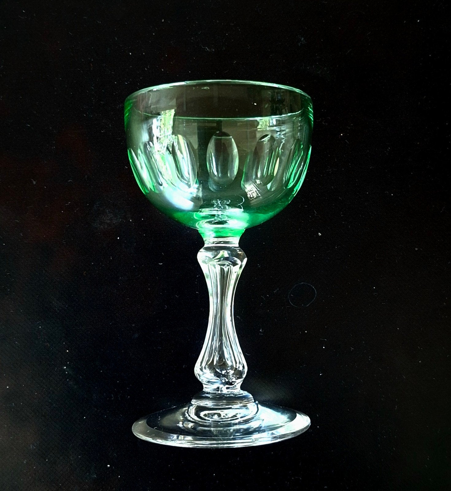 Val Saint Lambert Olivier ,uraniumglas– 11,5 cm, Ophalen of Verzenden