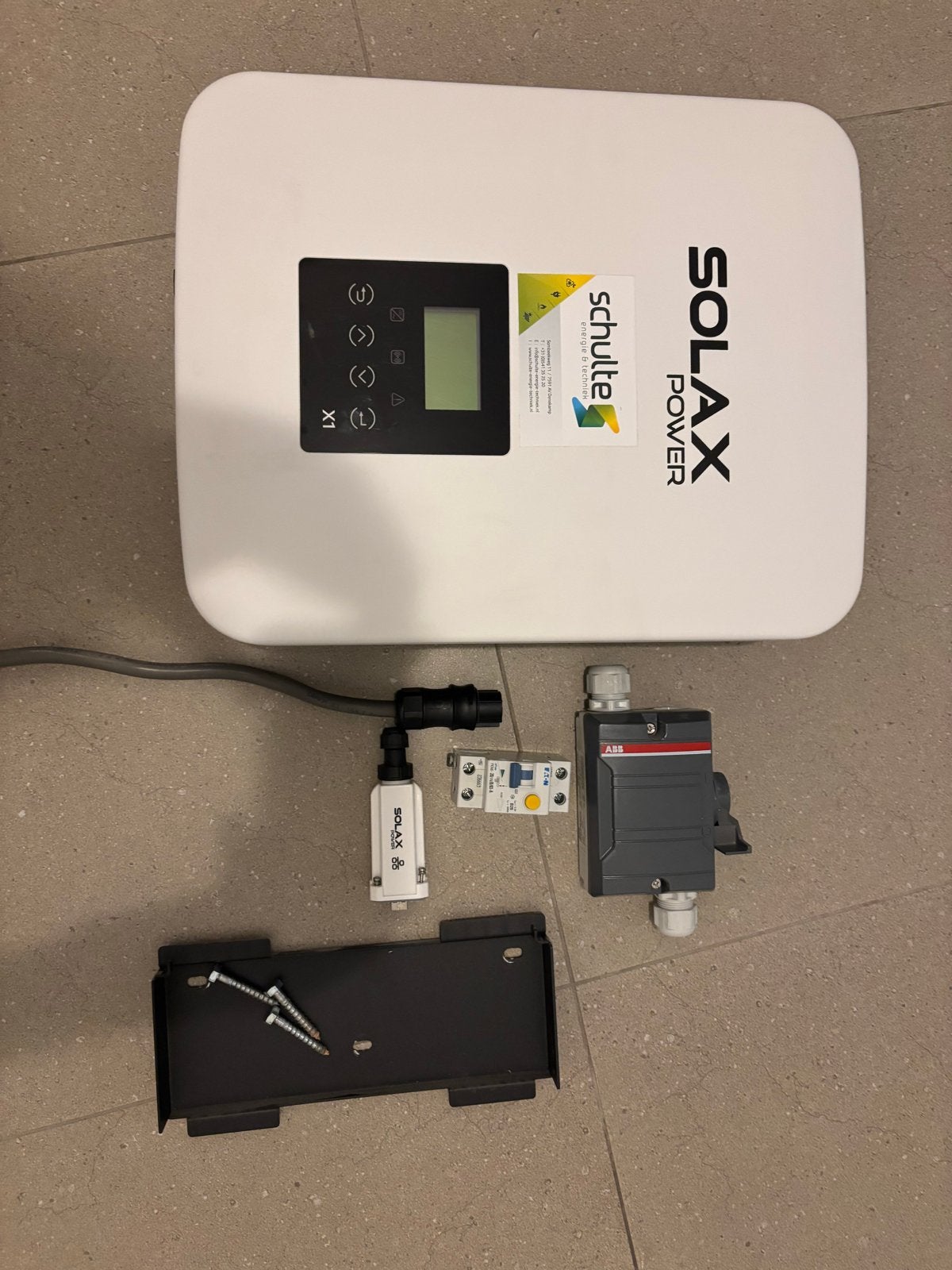 SolaX Power X1 Omvormer met toebehoren, Ophalen, Zo goed als nieuw, Overige typen, 200 wattpiek of meer