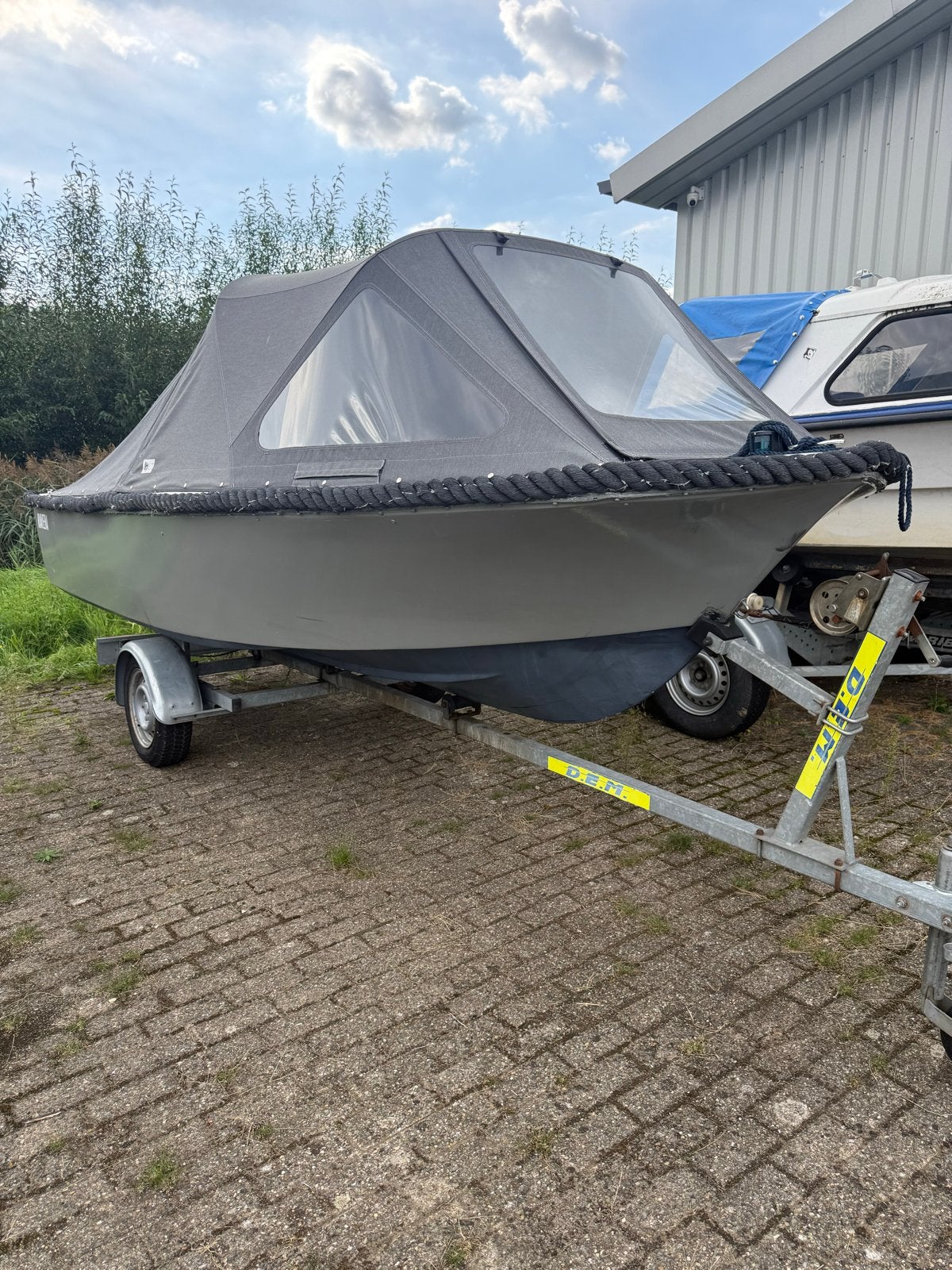 Raveena Motorboot met Johnson 9.9 PK buitenboordmotor, Ophalen, Overige merken, Gebruikt, Afdekzeil