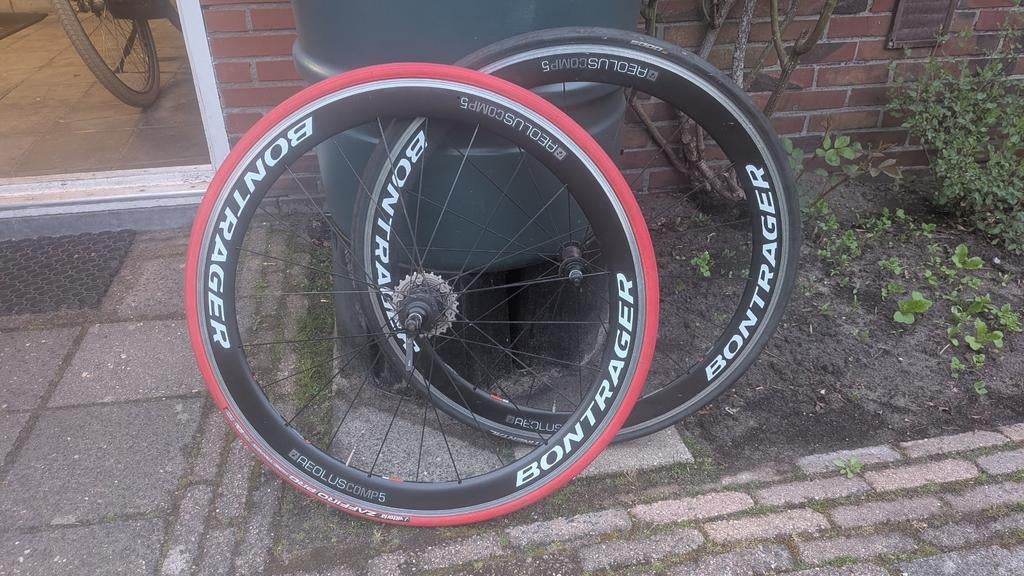 Bontrager Aeolus Comp 5 carbon racefiets wielen met banden, Gebruikt, Bontrager, Racefiets, Carbon