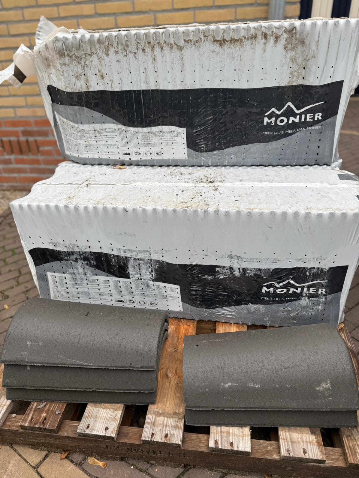 Partij Monier sneldek dakpannen betondakpan antraciet, Doe-het-zelf en Verbouw, Dakpannen en Dakbedekking, Ophalen, Nieuw, 15 m² of meer