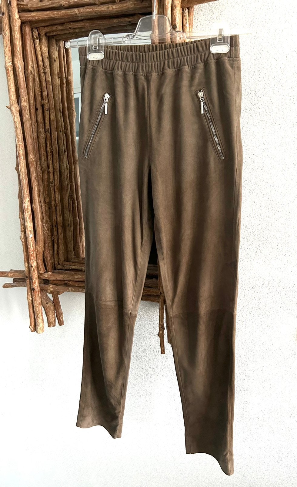Arma broek suede olijfgroen maat 36, Ophalen, Zo goed als nieuw, Maat 36 (S), Lang