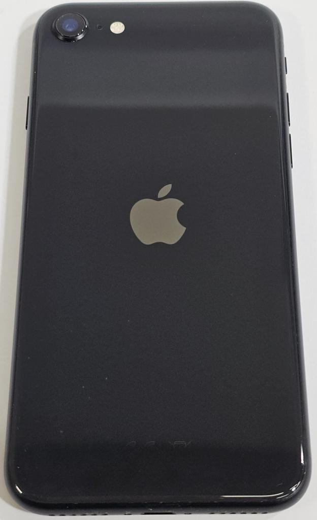 Apple iPhone SE - 64GB - Zwart - 88% | Tweedehands, Gebruikt, 88 %, Ophalen of Verzenden, Contactus.ie@euro.apple.com