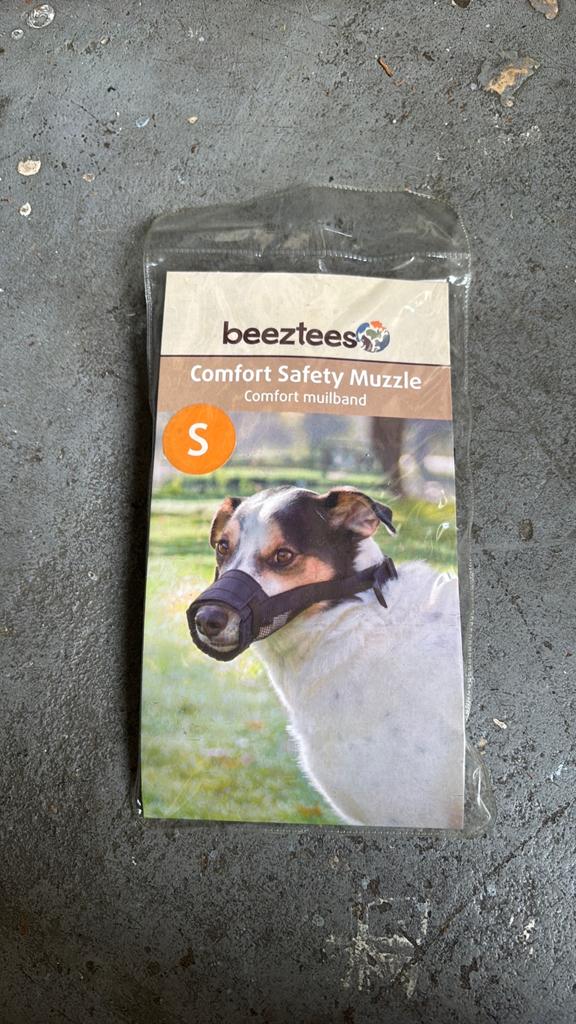 Muilkorf hond maat S, Dieren en Toebehoren, Honden-accessoires, Ophalen, Zo goed als nieuw