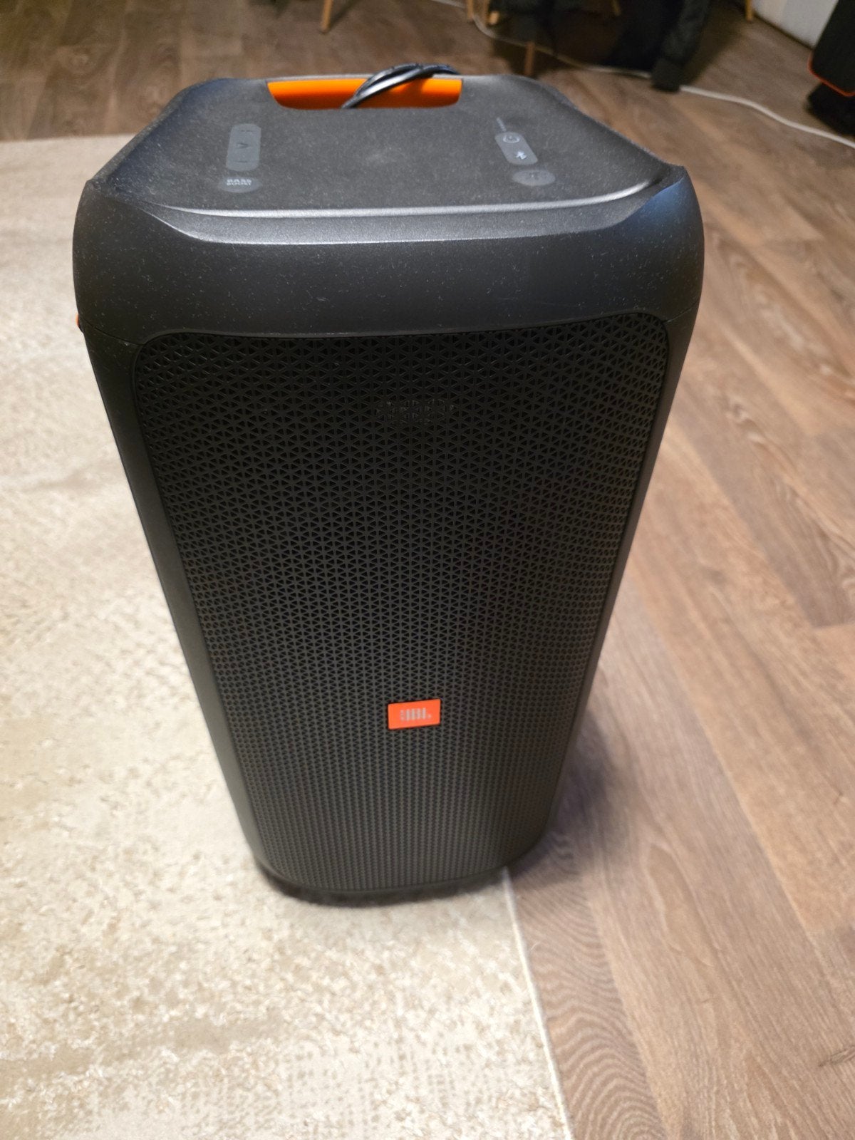 JBL PartyBox 100 - Draagbare Party Speaker met Lichteffecten