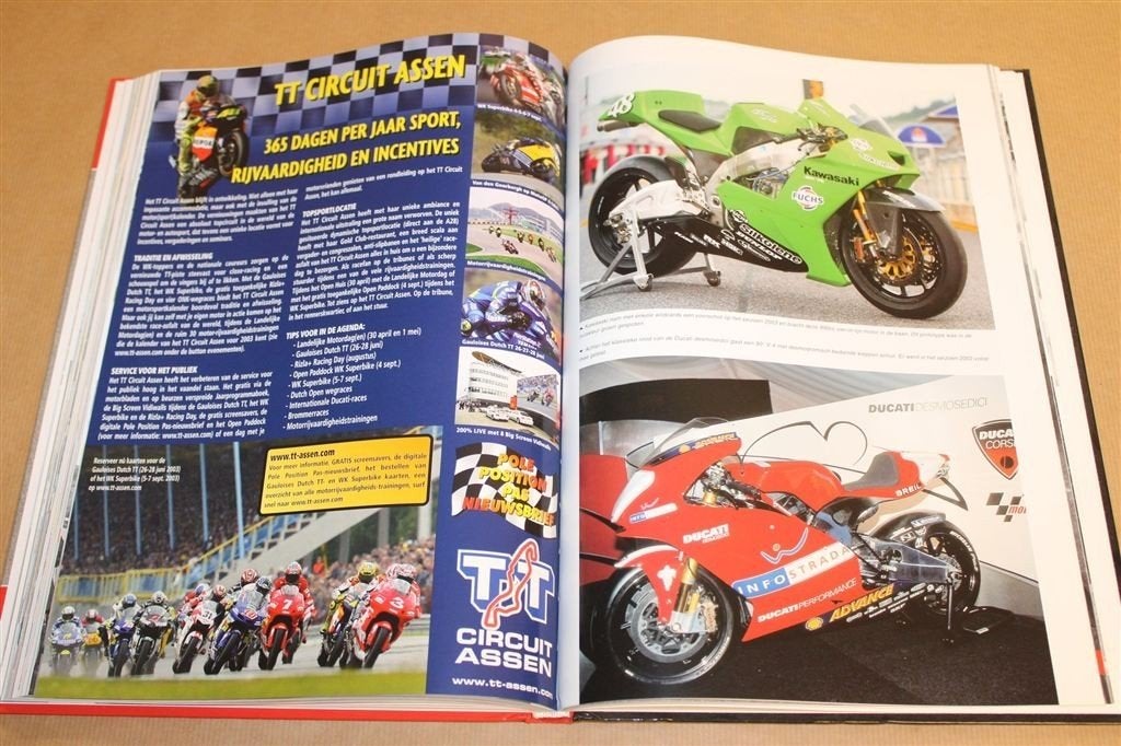 Het Wegraceboek \'02-\'03 - GP, WK Superbike, WK Supersport., Ophalen of Verzenden, Zo goed als nieuw