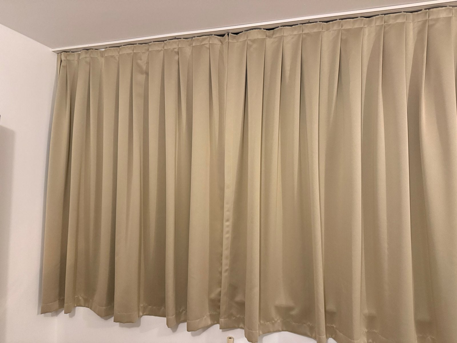 Verduisterend gordijn - Beige/taupe, Huis en Inrichting, Stoffering | Gordijnen en Lamellen, Overige materialen, Verduisterend