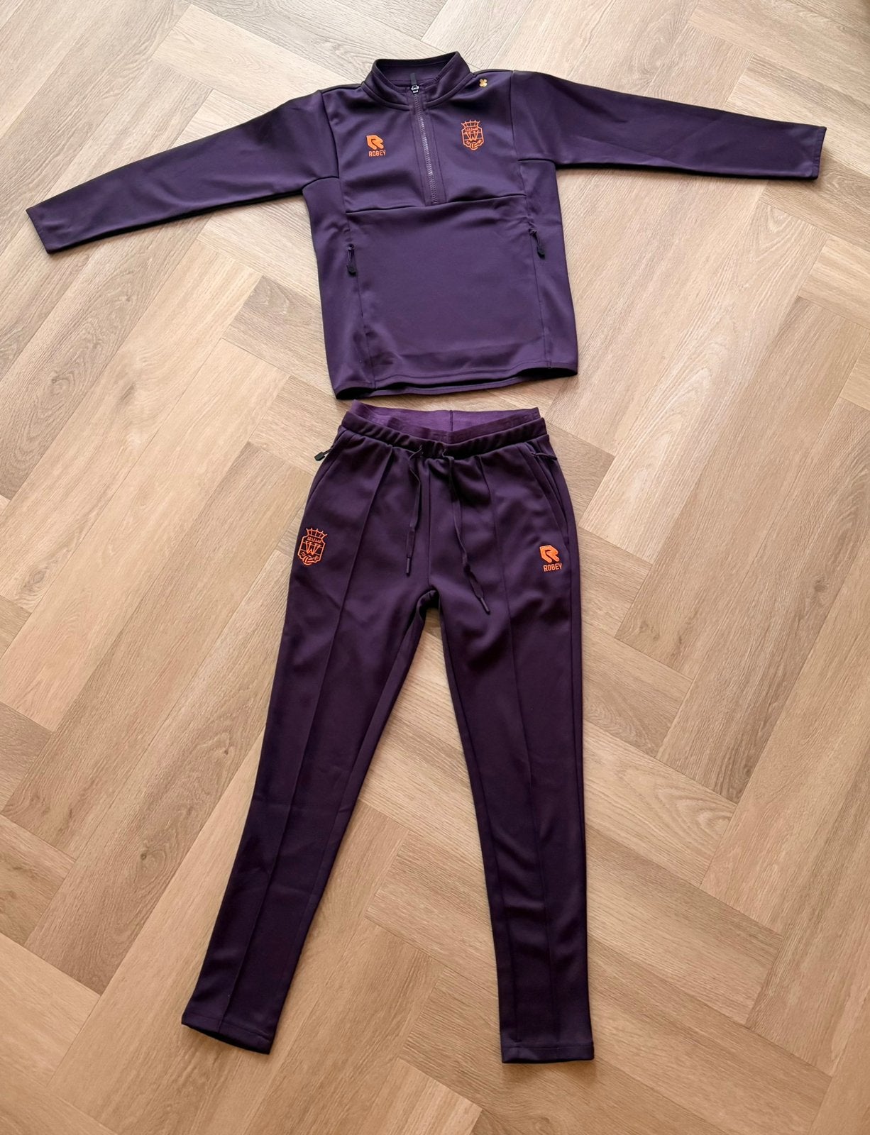 trainingspak Willem II maat 140 / 152, Ophalen of Verzenden, Zo goed als nieuw, Meisje, Broek