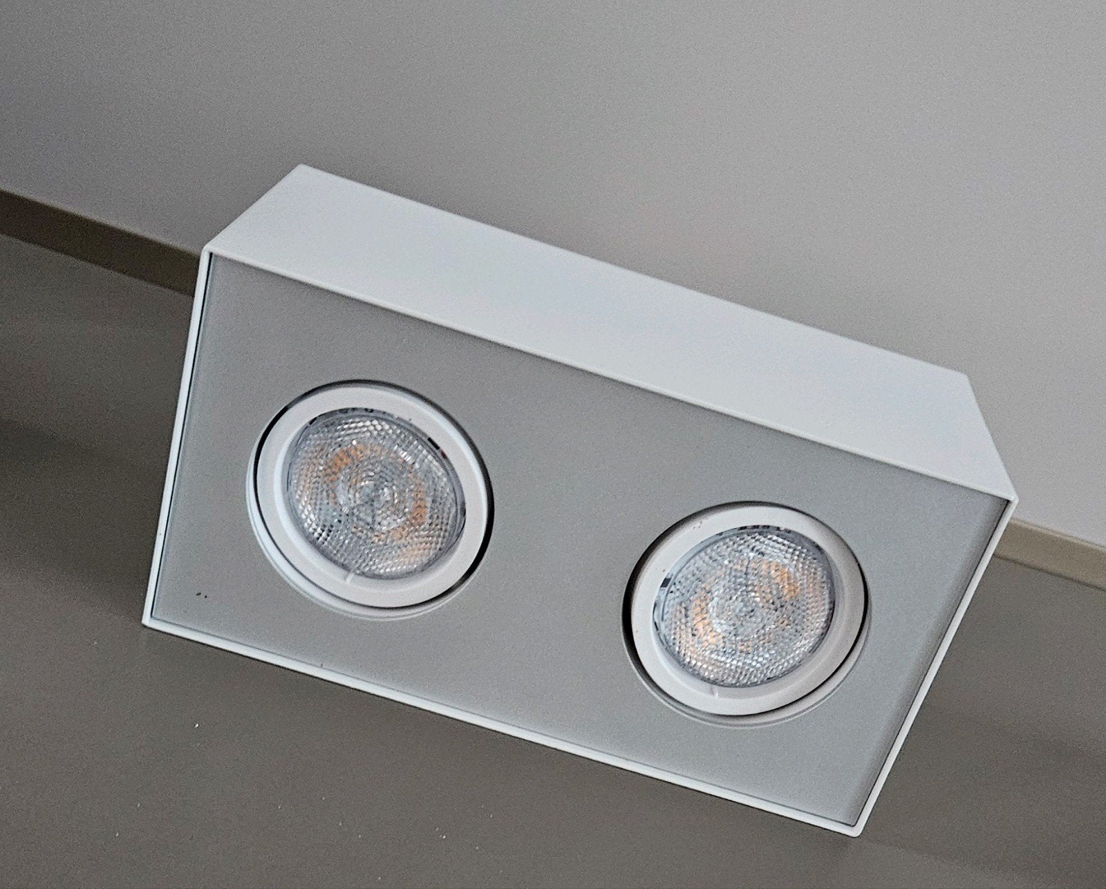 Phillips verstelbare ledspot wit, Ophalen, Opbouwspot, Zo goed als nieuw, LED