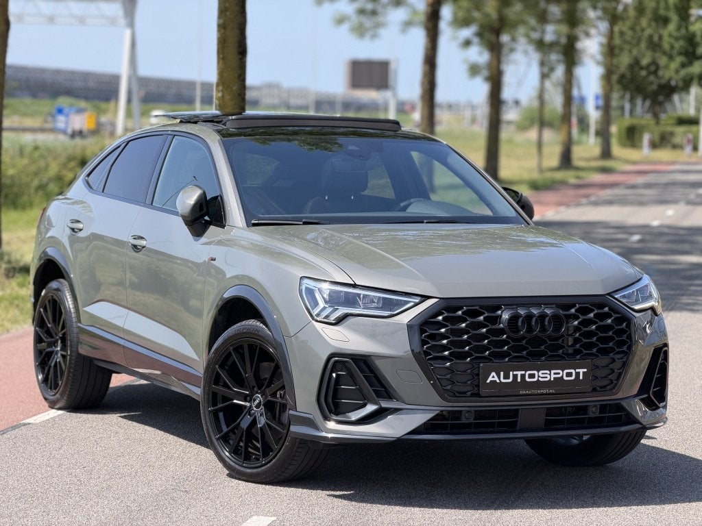Audi Q3 Sportback 45 TFSI e 245 Pk S-Line Pano B&O Navi Keyl, Auto's, Automaat, Dealer onderhouden, Gebruikt, 4 cilinders