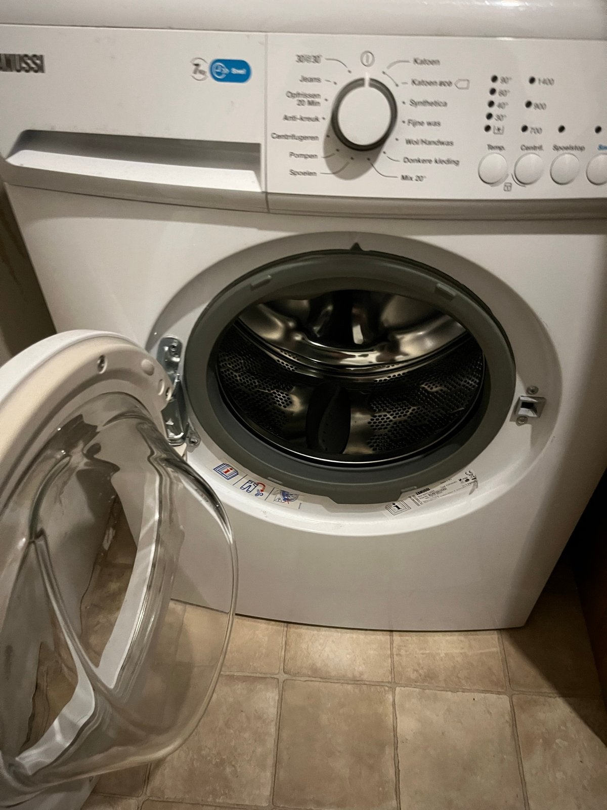 Nette Zanussi 7kg wasmachine, Witgoed en Apparatuur, 6 tot 8 kg, Ophalen, Gebruikt, Voorlader