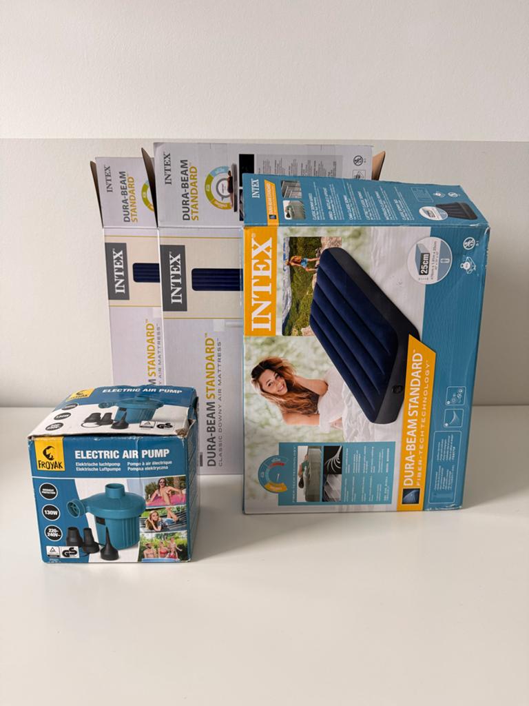 3x Intex Dura-Beam Luchtbed met pomp, Ophalen of Verzenden, Zo goed als nieuw, 1-persoons