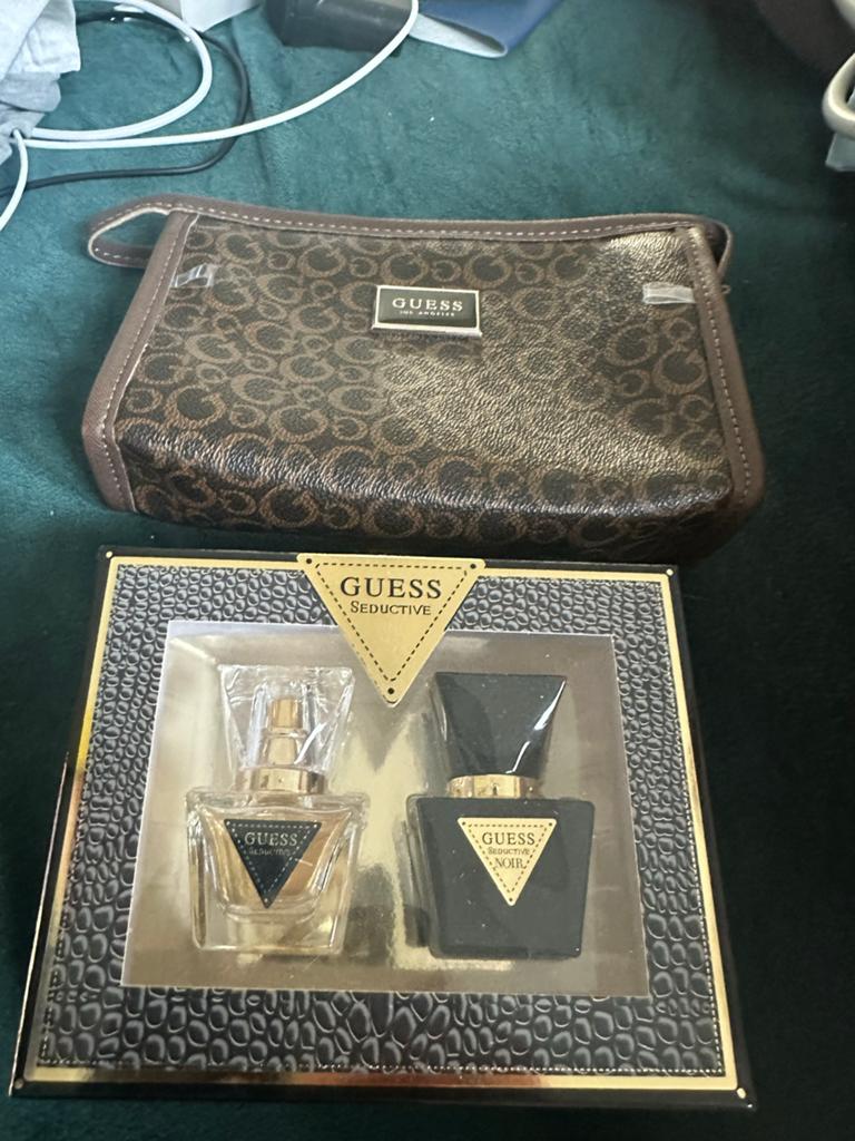 Guess Seductive parfumset met toilettas, Ophalen of Verzenden, Zo goed als nieuw