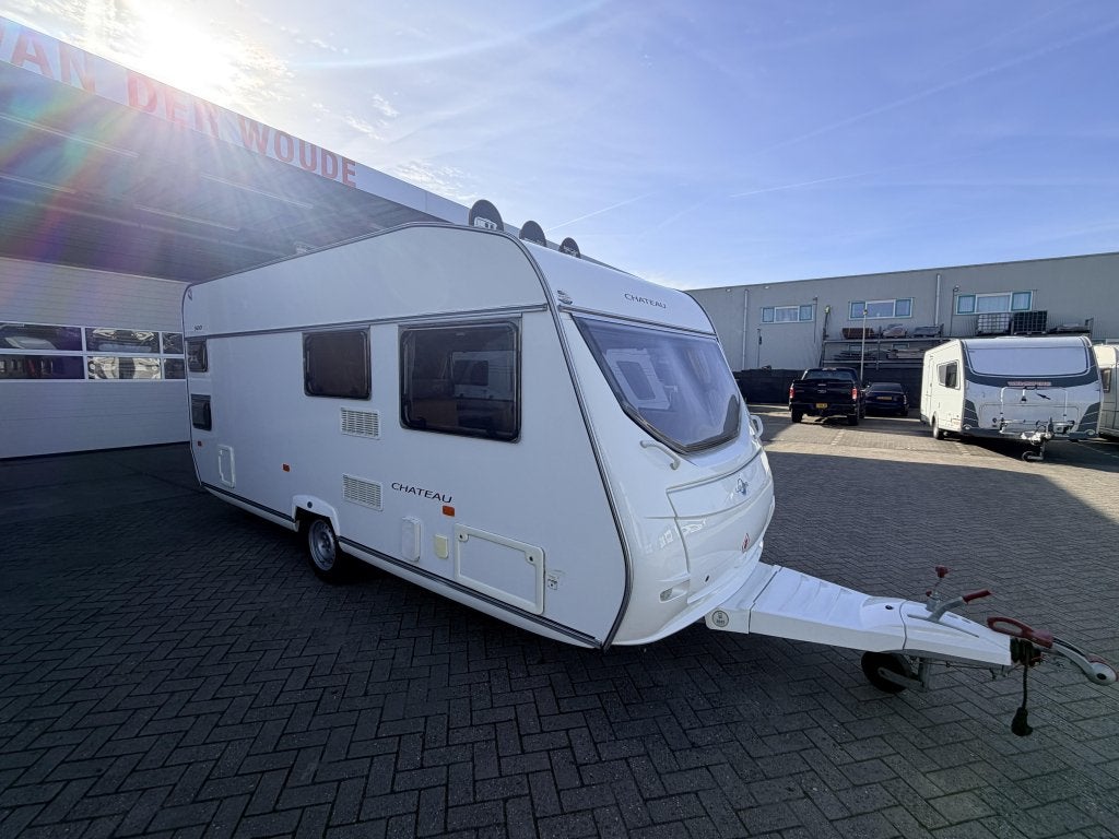 Chateau Lunar 500 Stapelbed en 2x zitje, Kachel, Bedrijf, 5 tot 6 meter, Overige typen