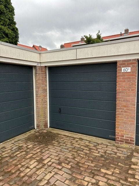 Garage te Koop