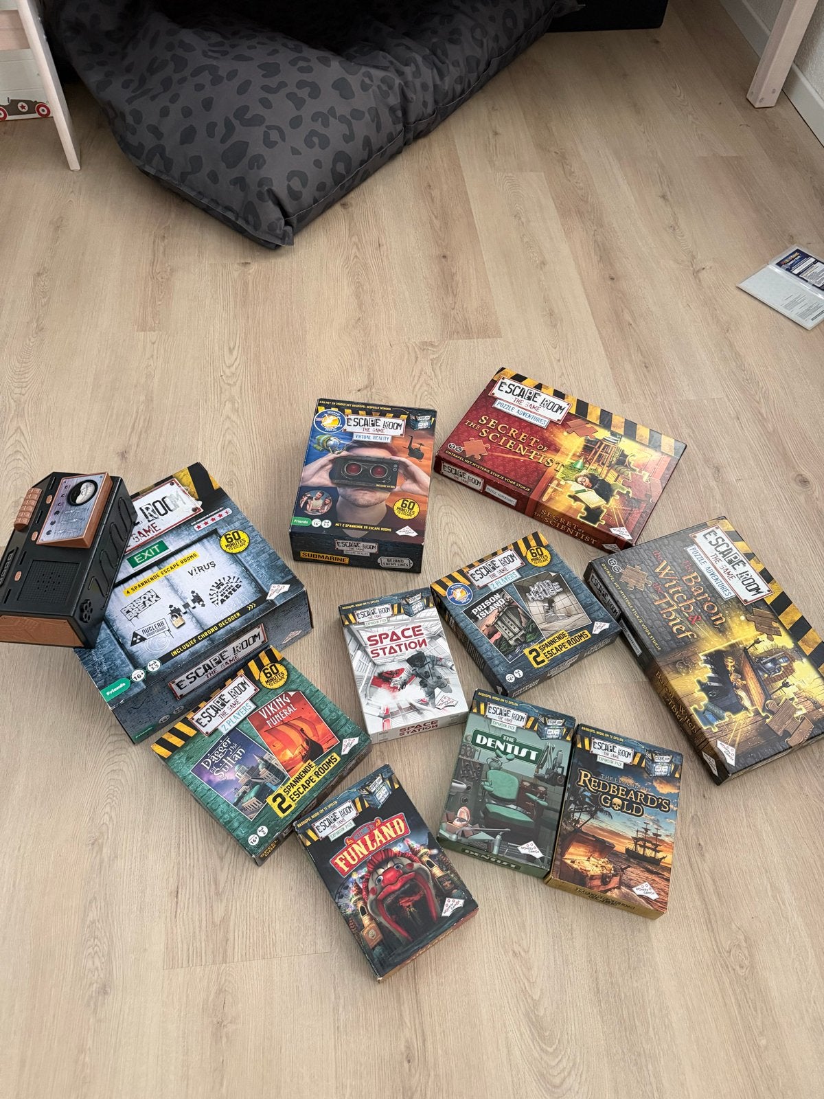 Grote collectie Escape Room The Game bordspellen, Een of twee spelers, Ophalen of Verzenden, Gebruikt