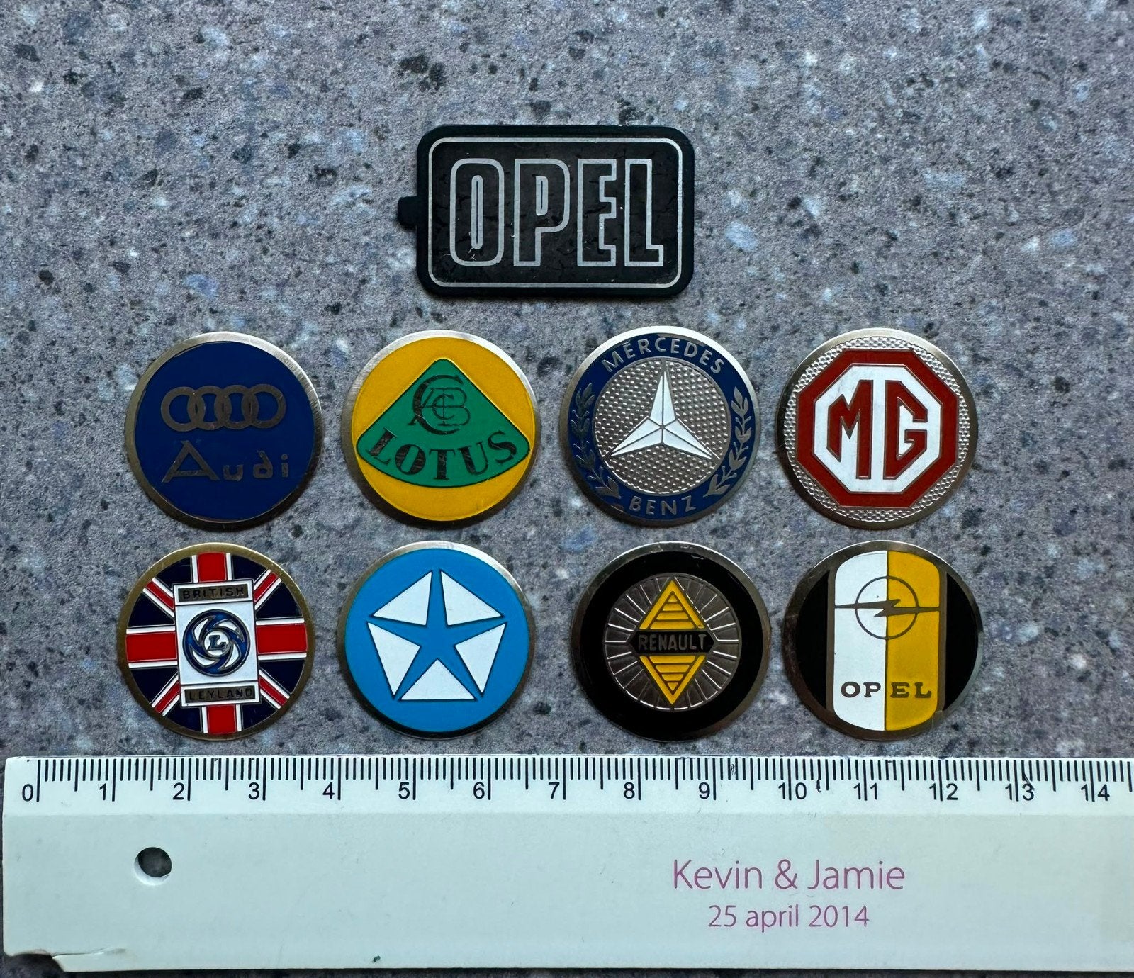 Dun metaal embleem, Ophalen of Verzenden, Gebruikt, Merk