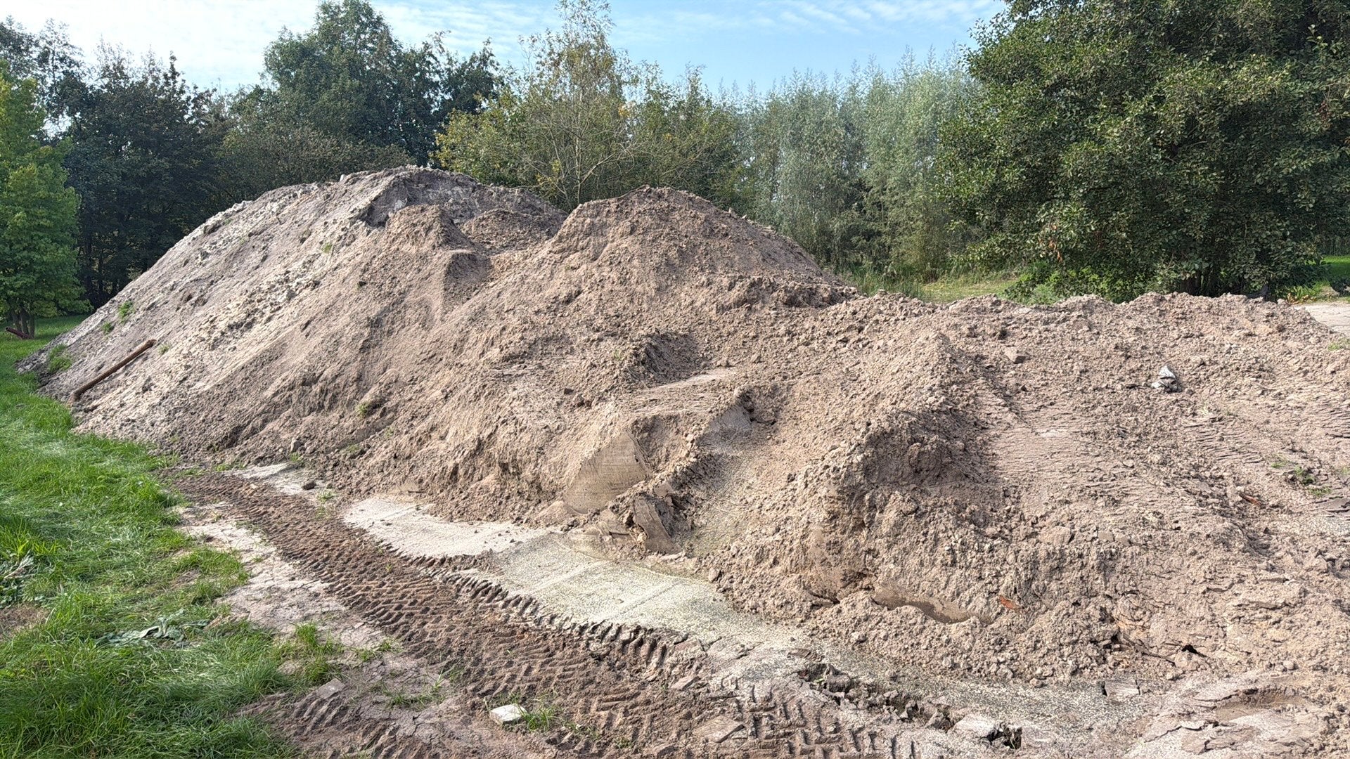Aarde af te halen, Tuin en Terras, Ophalen, Tuinaarde