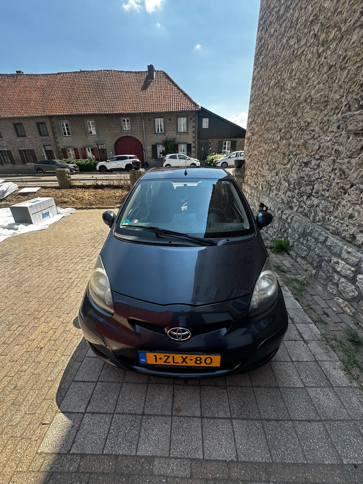 Toyota Aygo grijs 2009 met apple carplay, Voorwielaandrijving, Stof, Zwart, 4 stoelen