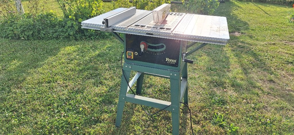 zaagtafel Ferm, Doe-het-zelf en Verbouw, Gereedschap | Zaagmachines, Ophalen, Gebruikt, Cirkelzaag, Ferm
