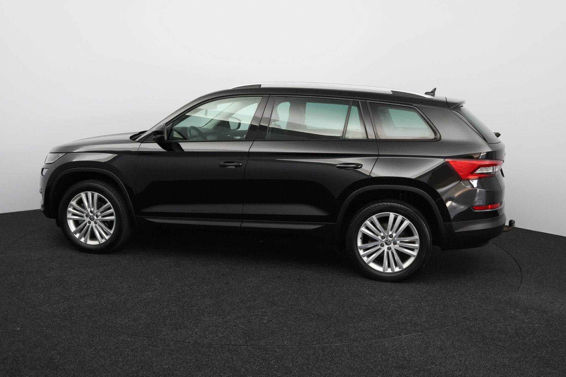 Skoda Kodiaq 1.5 TSI Limited Business Edition 7 Persoons /AU, Auto's, Euro 6, 4 cilinders, 150 pk, Zwart