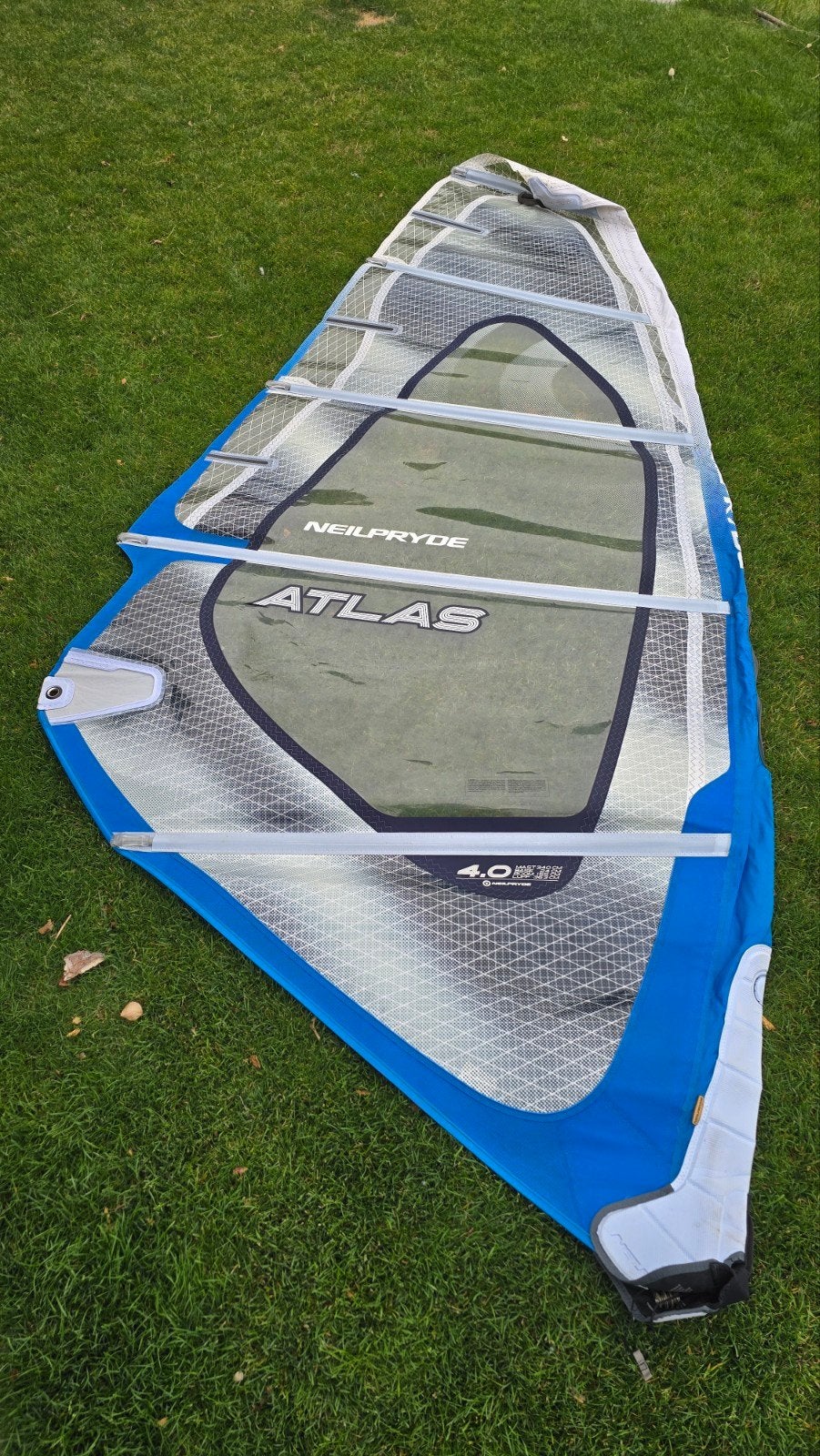 Neilpryde Atlas Windsurfzeilen (4.0 en 5.4 m²), Watersport en Boten, Windsurfen, Gebruikt, 3.5 tot 5 m², Ophalen of Verzenden