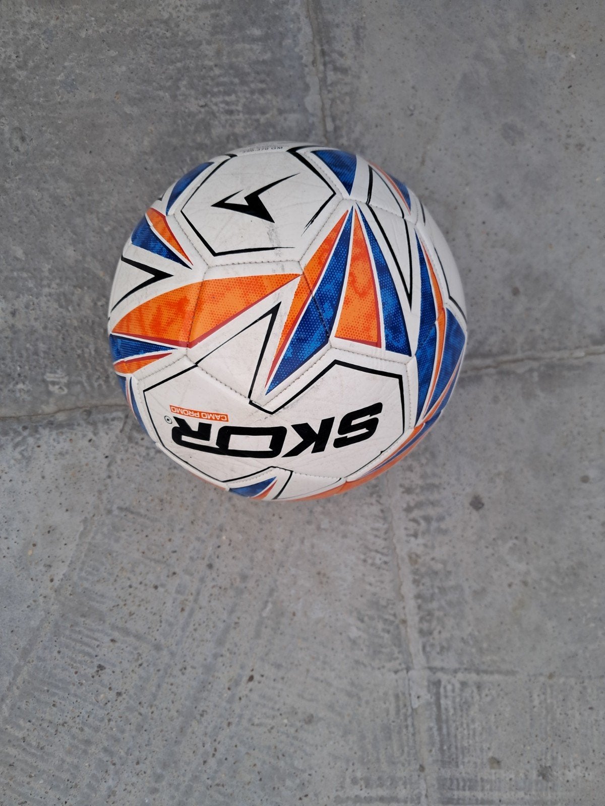 SKOR Voetbal - Oranje/Blauw/Wit, Sport en Fitness, Ophalen, Gebruikt, Bal
