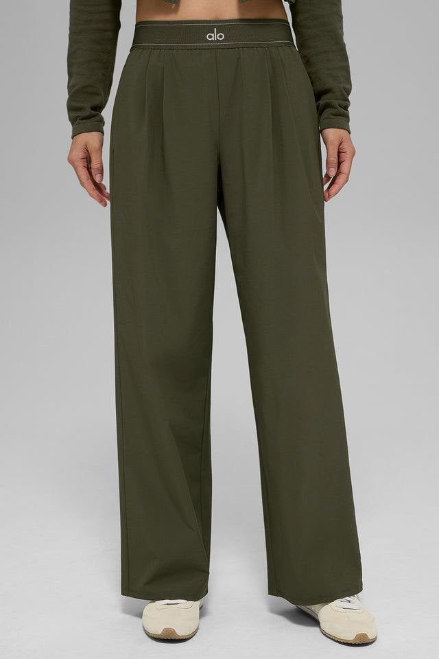 Olive green alo broek, Maat 46/48 (XL) of groter, Nieuw, Ophalen of Verzenden, Lang