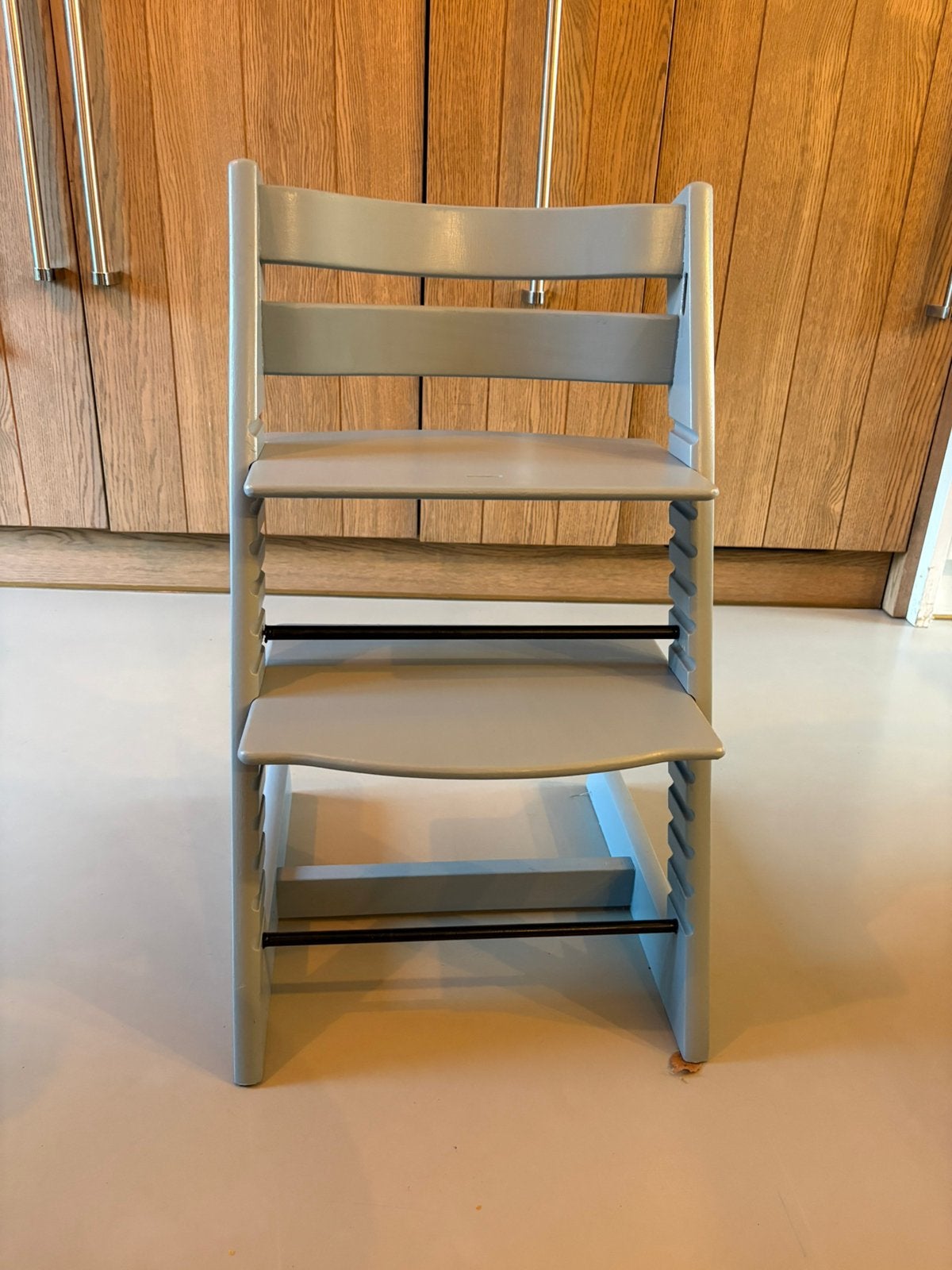 Stokke Tripp Trapp kinderstoel grijs, Ophalen, Gebruikt, Meegroeistoel