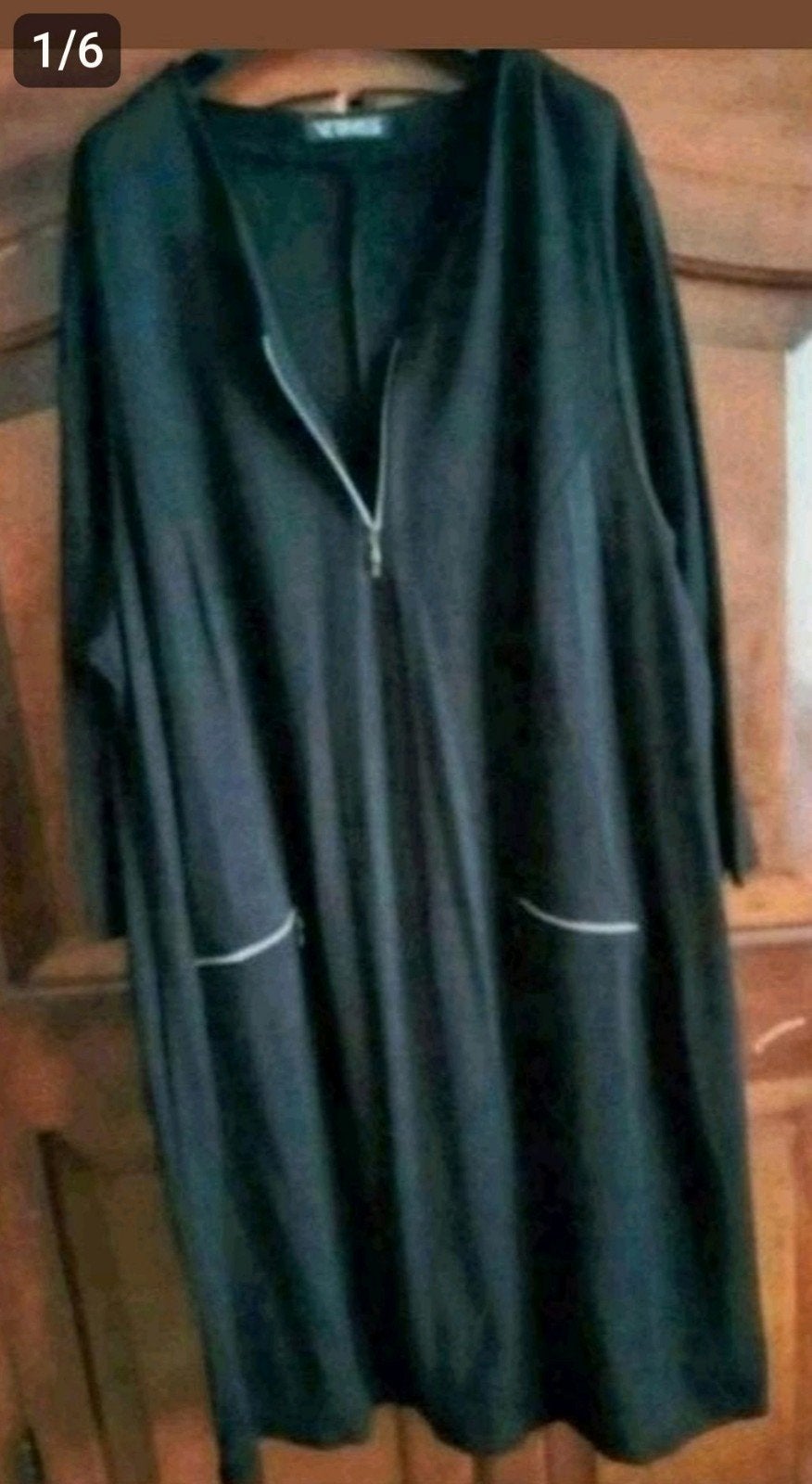 Zwarte jurk met ritsjes van Verpass 54, Kleding | Dames, Verpass, Verzenden, Zo goed als nieuw, Jurk