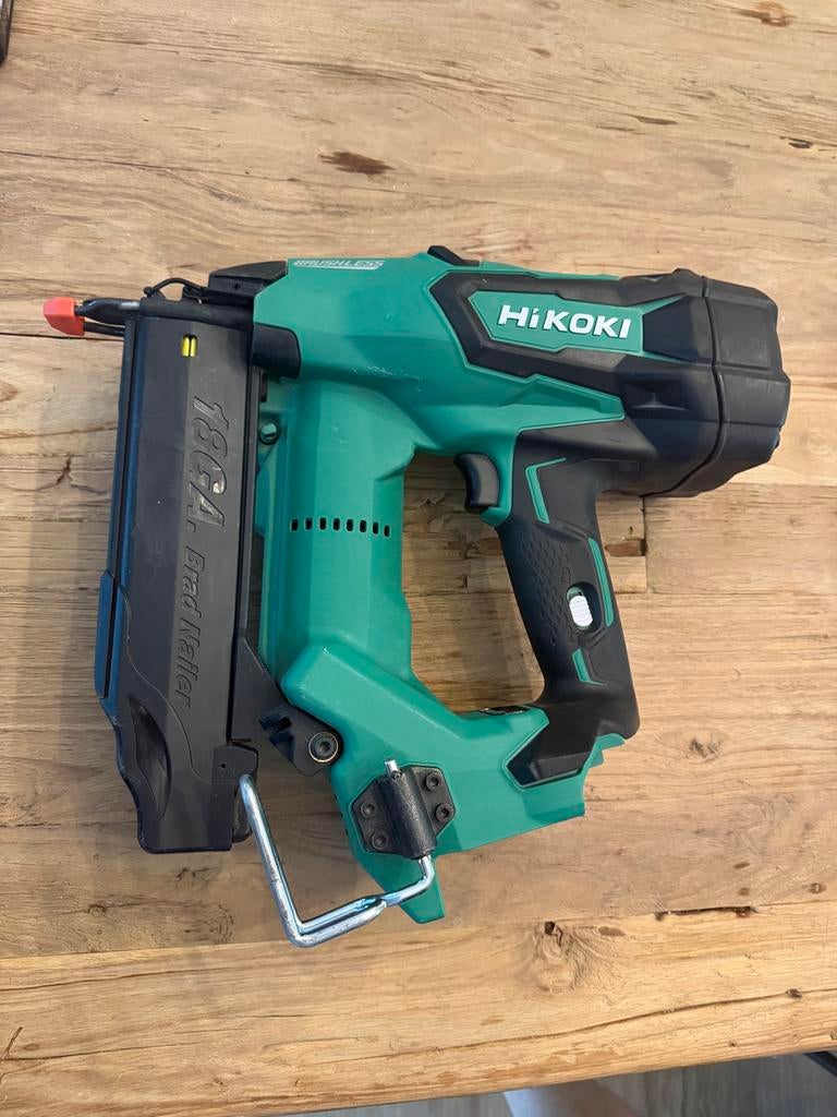 Hikoki 18 ga brad tacker body, Ophalen of Verzenden, Gebruikt