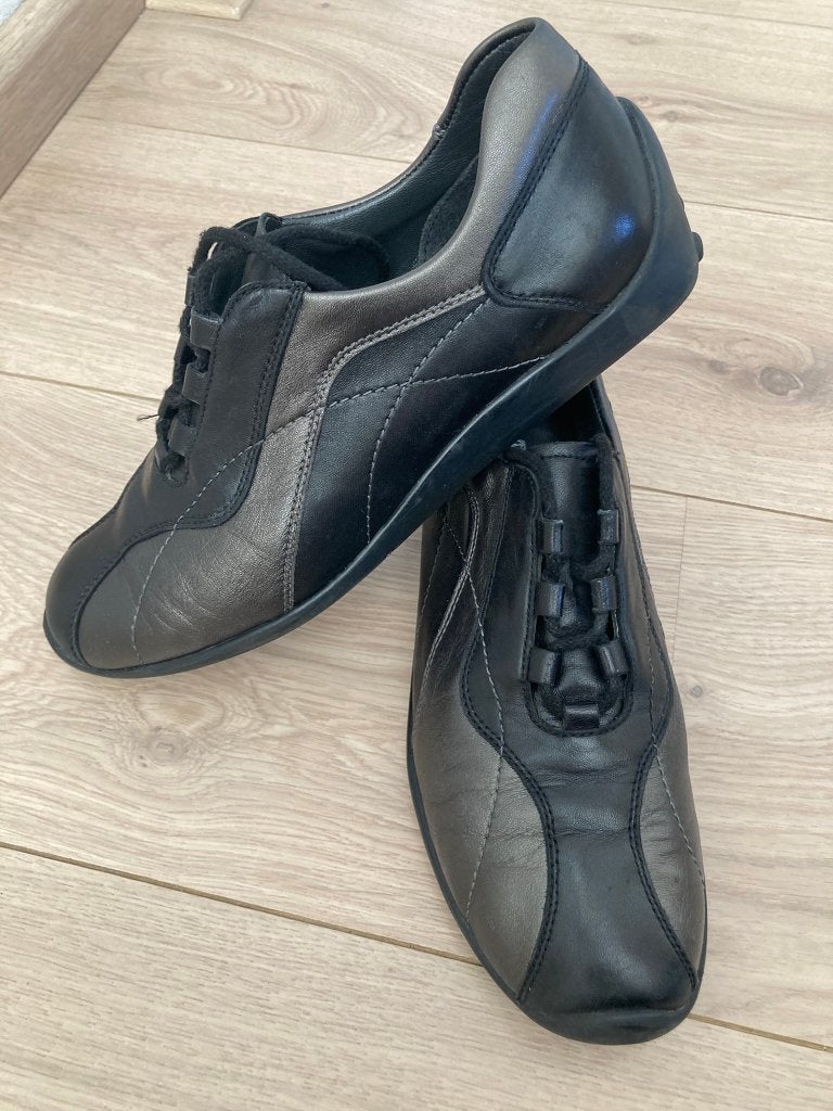 Zwart met bronzen (Rene) Ara veterschoenen maat 39, Zwart, Ophalen of Verzenden, Sneakers of Gympen, Gedragen