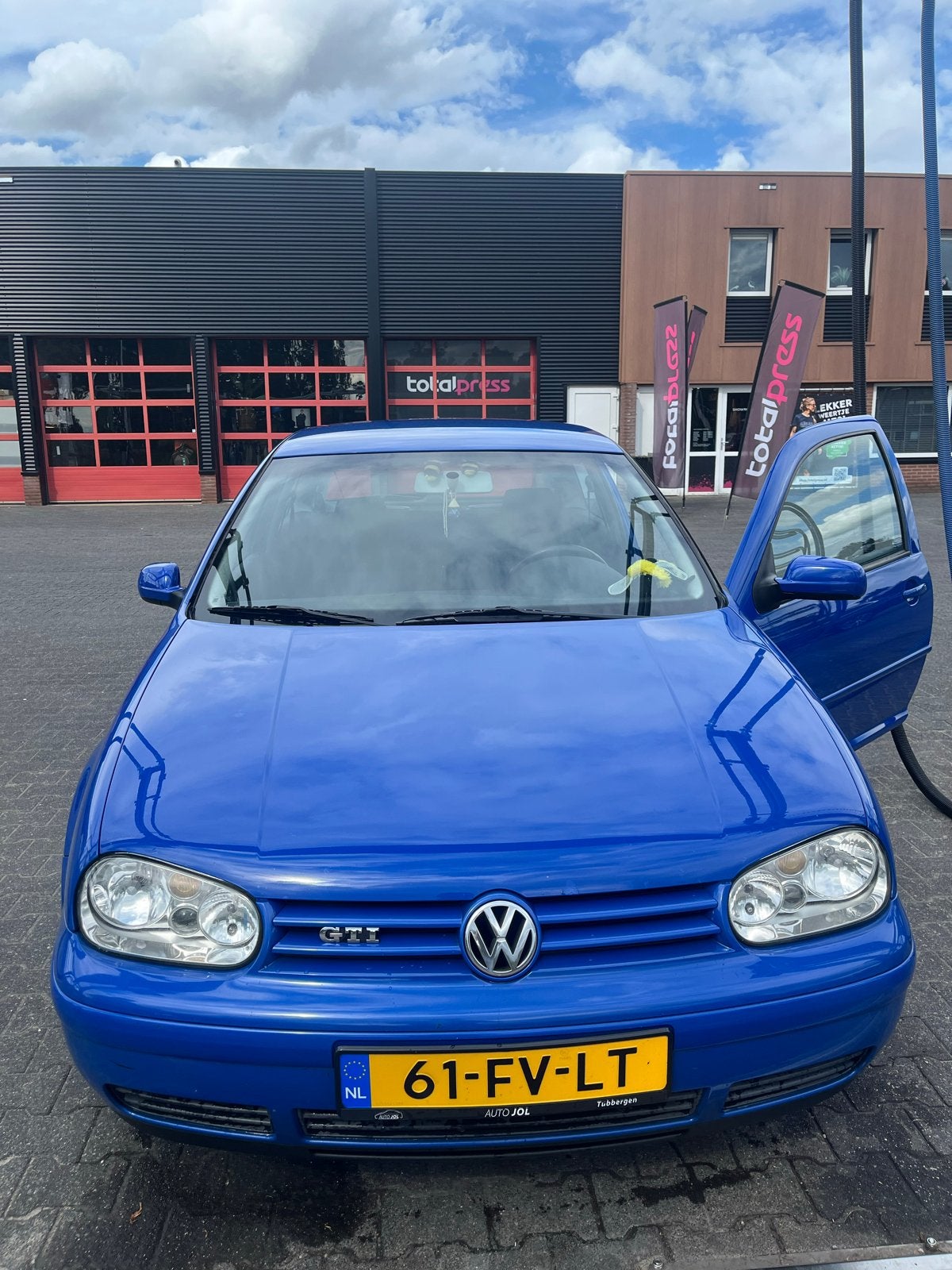 Volkswagen Golf 1.8 20V 110KW 2000 Blauw abt tune, 1206 kg, 4 cilinders, Blauw, Origineel Nederlands